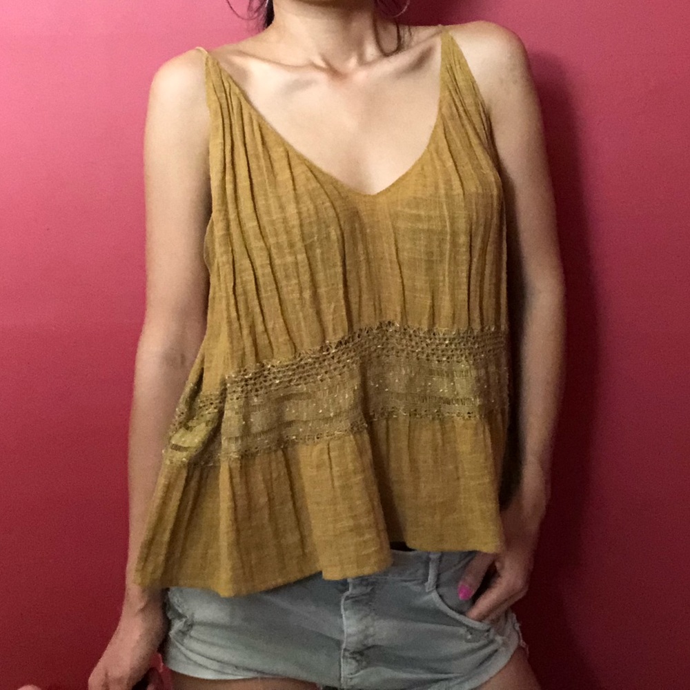 Mustard linen top🤞🏽